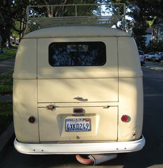 Illustration for article titled 1957 Volkswagen Transporter